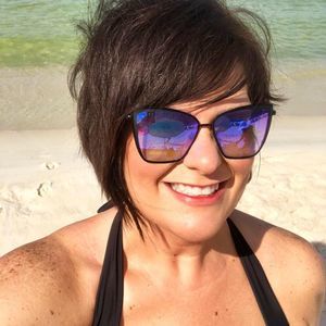 Meet your Posher, Brandy